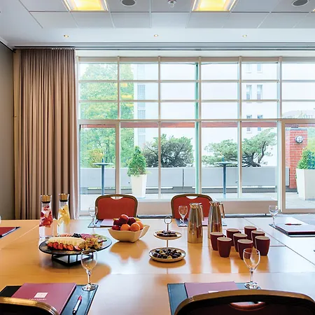 Leonardo Center Hotel 4*