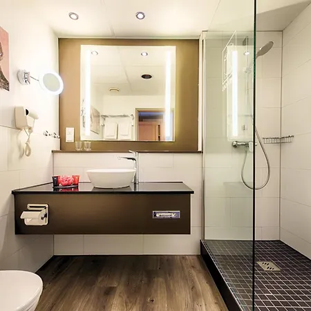 Leonardo Center 4* Маннгейм